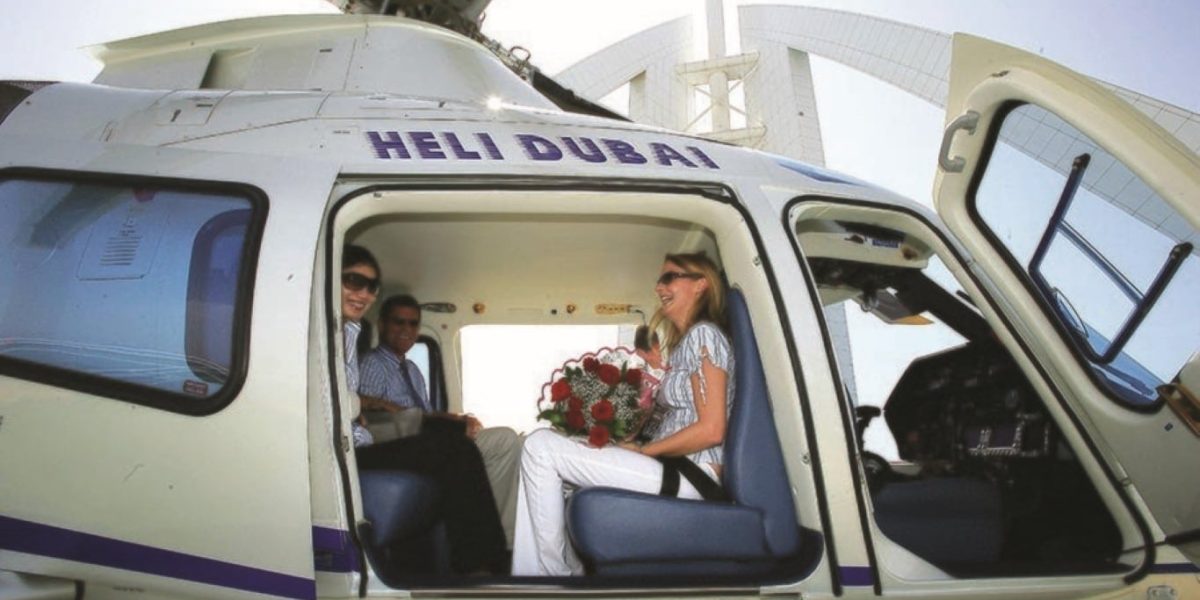 טיסה-רומנטית-במסוק-בדובאי